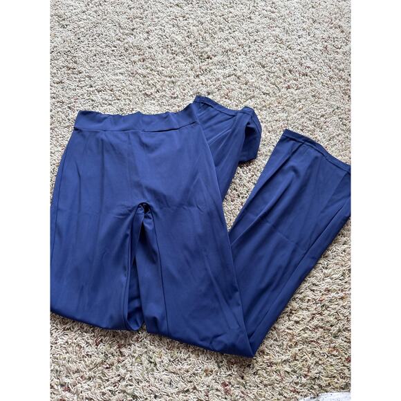 EUC Unbranded Navy Blue Flared Booty Lifting Leggings Low Rise Women's Small - Picture 1 of 2